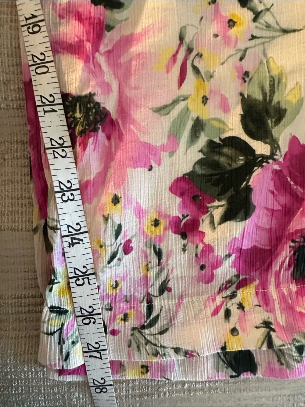 Abercrombie & Fitch crinkle wide leg pants in pink floral print NWT - Picture 8 of 8